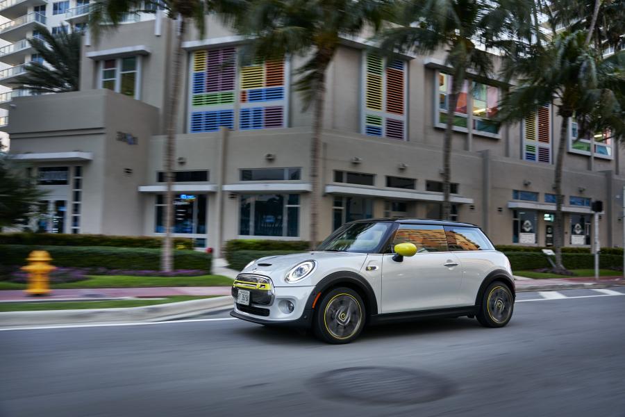  Mini Cooper SE (F56) 2020 года  (NA) (фото 72 из 342)